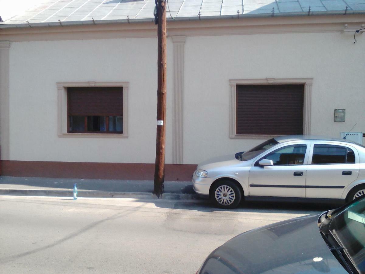 Casa Transilvania Oradea Exteriör bild